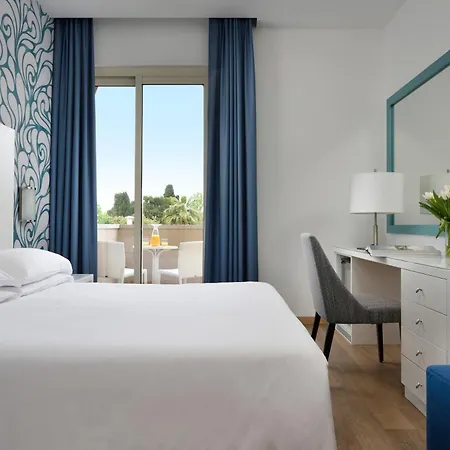 Continental Wellness & Hotel