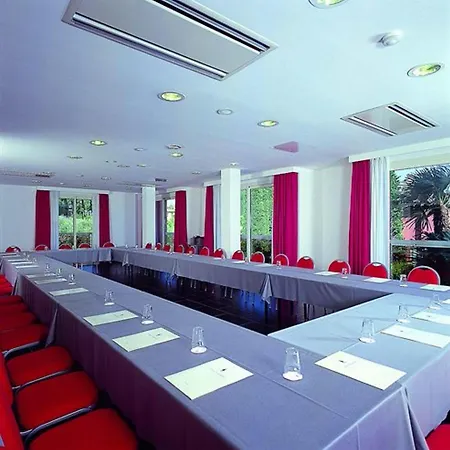 Ξενοδοχείο Continental Wellness & Σιρμιόνε