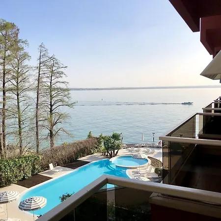 Ξενοδοχείο Continental Wellness & Σιρμιόνε